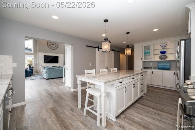 625 Island Drive, White Lake, MI 48386