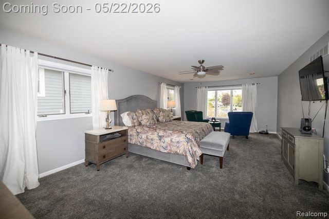 625 Island Drive, White Lake, MI 48386