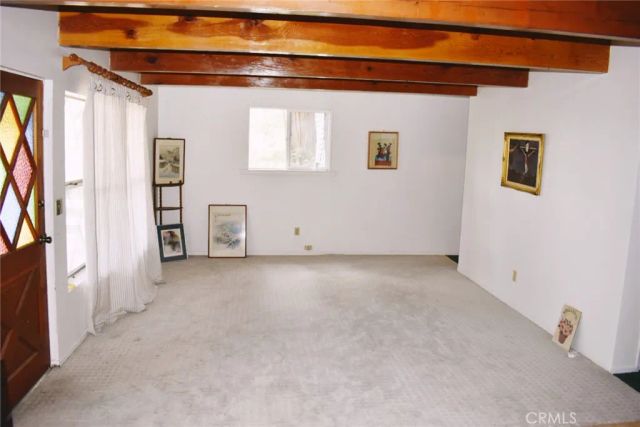 25145 Valle, Crestline, CA 92325