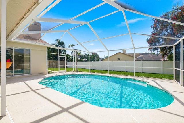 537 BELTED KINGFISHER DRIVE N, Palm Harbor, FL 34683
