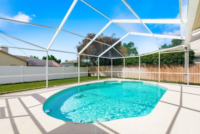 537 BELTED KINGFISHER DRIVE N, Palm Harbor, FL 34683