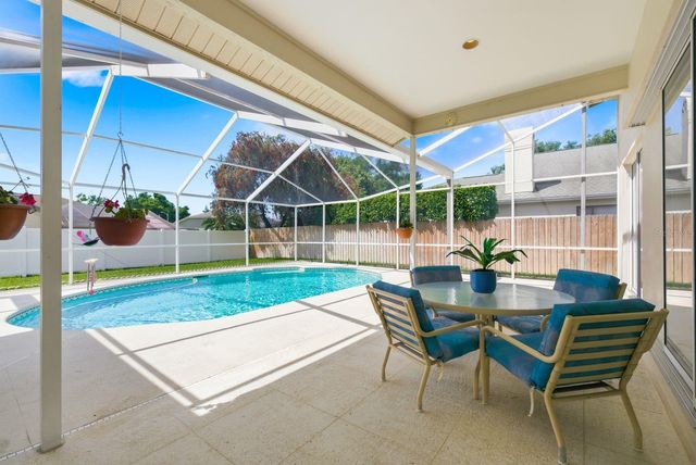 537 BELTED KINGFISHER DRIVE N, Palm Harbor, FL 34683