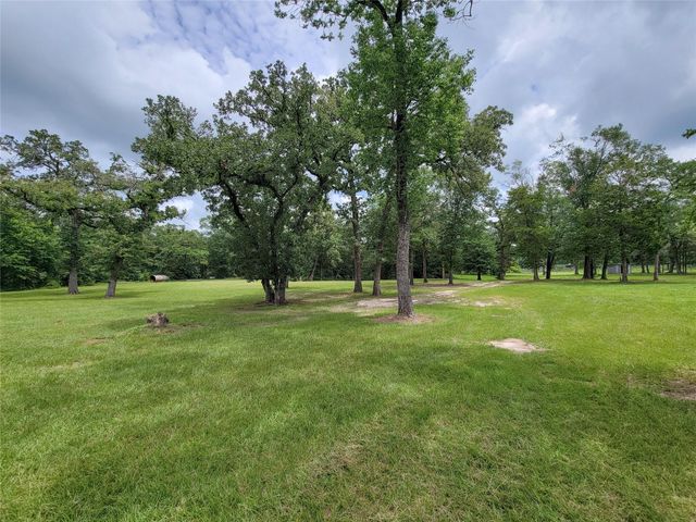 1785 Misty Hollow Lane, Bedias, TX 77831