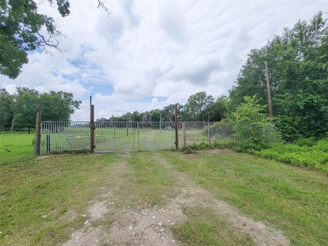 1785 Misty Hollow Lane, Bedias, TX 77831