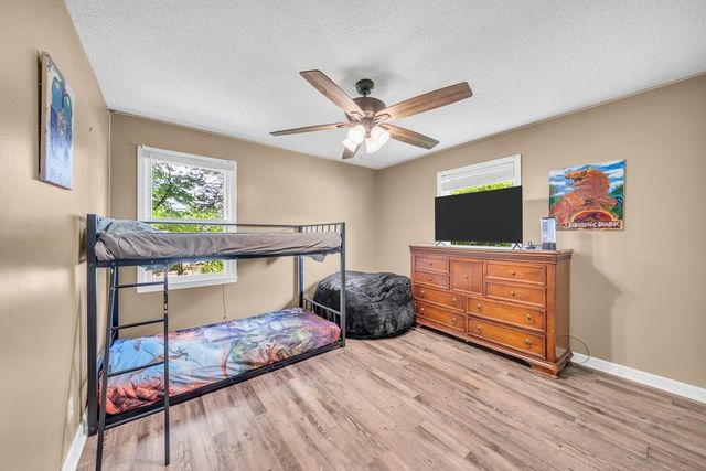 135 Briarwood Ct, Estill Springs, TN 37330