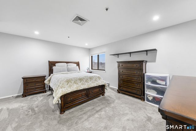 1633 Washington Boulevard APT 3D, Stamford, CT 06902