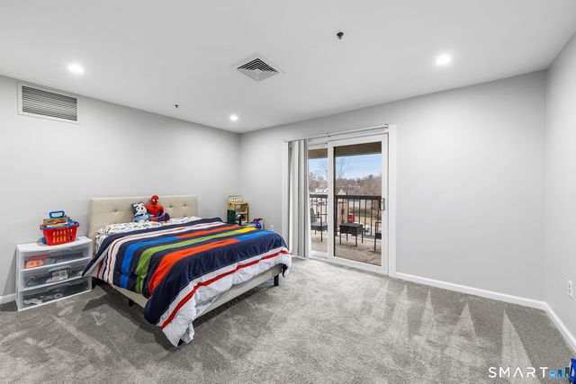 1633 Washington Boulevard APT 3D, Stamford, CT 06902