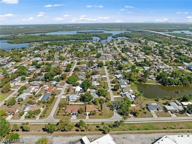 137 Vermont AVE, Fort Myers, FL 33905