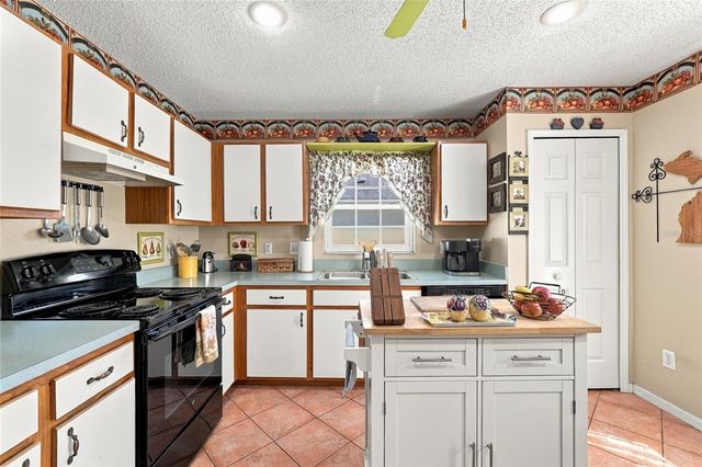 610 BURGOYNE LOOP, Davenport, FL 33897