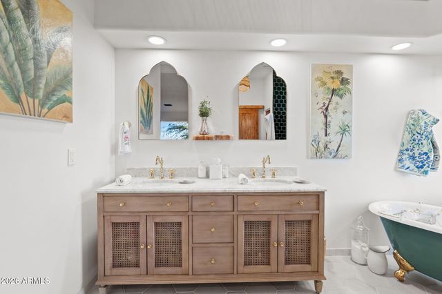 42421 N Deer Trail Road, Cave Creek, AZ 85331