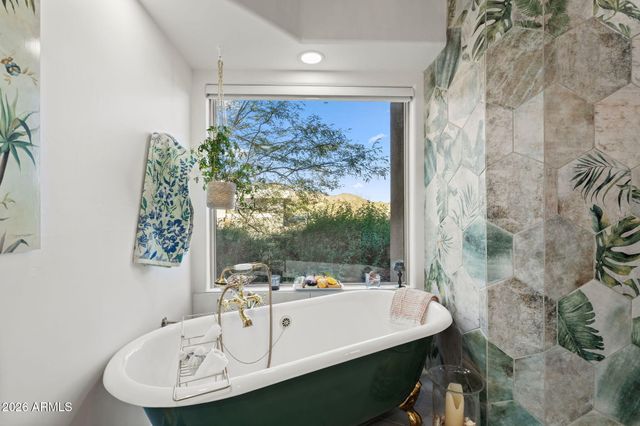 42421 N Deer Trail Road, Cave Creek, AZ 85331