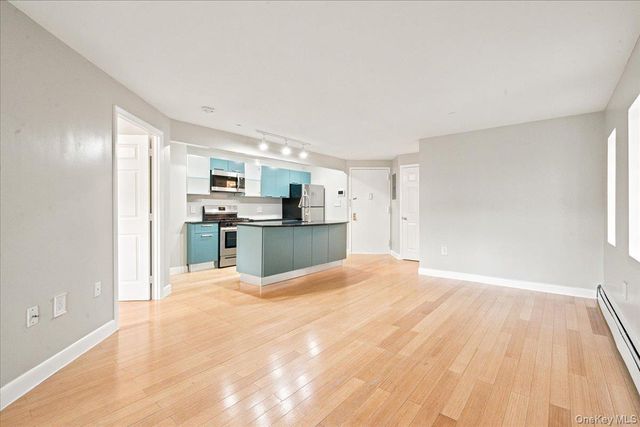 83-75 117th Street 4D, Kew Gardens, NY 11415