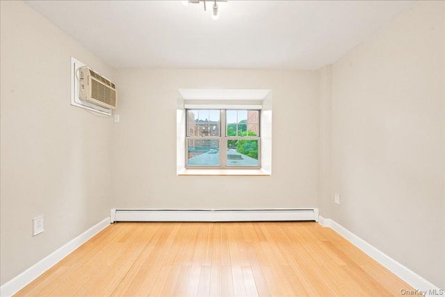 83-75 117th Street 4D, Kew Gardens, NY 11415