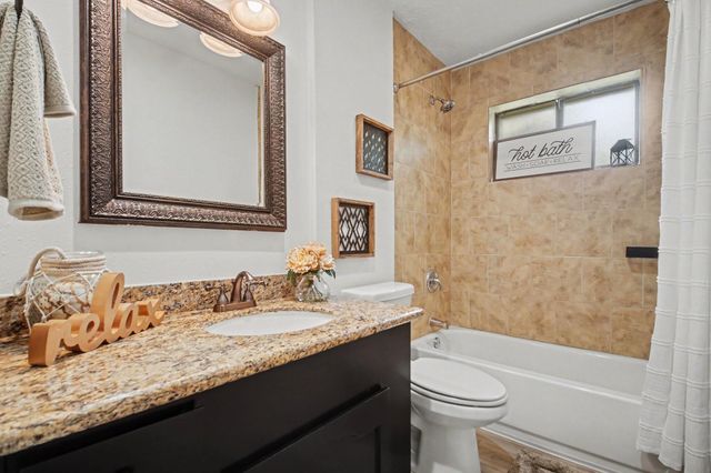 1227 Mission Drive, La Porte, TX 77571