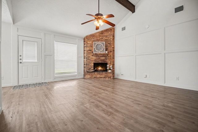 1227 Mission Drive, La Porte, TX 77571