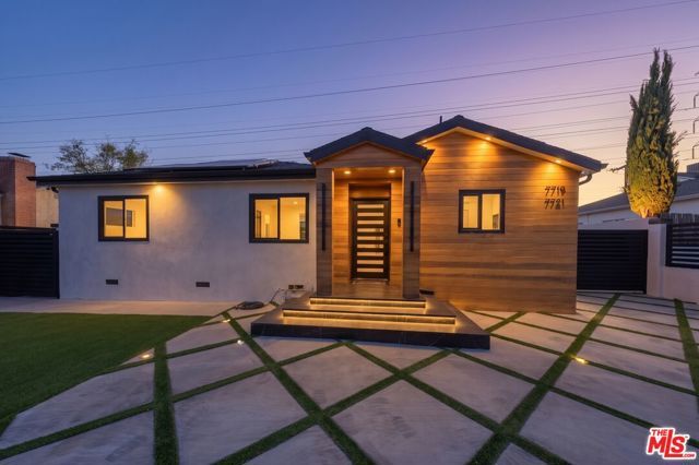 7719 Rhodes Avenue, Los Angeles, CA 91605