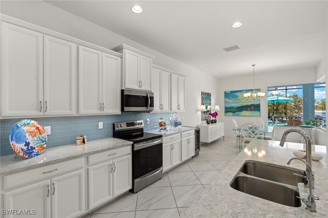 14809 Windward LN, Naples, FL 34114