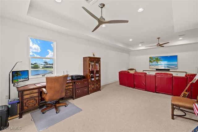 14809 Windward LN, Naples, FL 34114