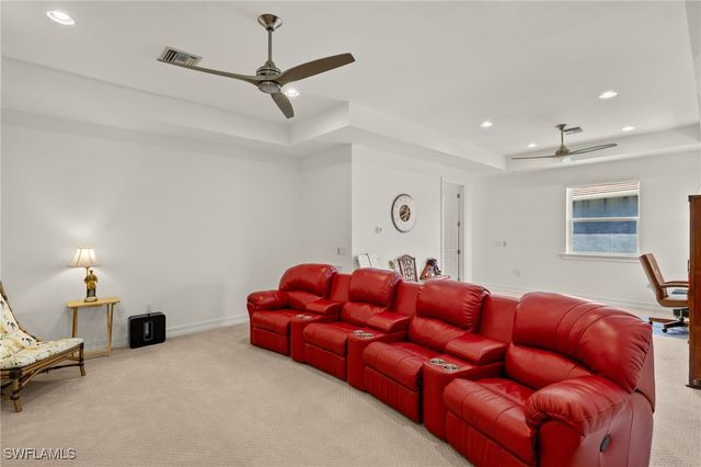 14809 Windward LN, Naples, FL 34114