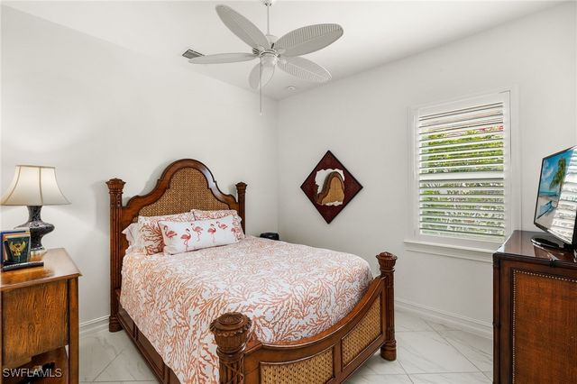 14809 Windward LN, Naples, FL 34114