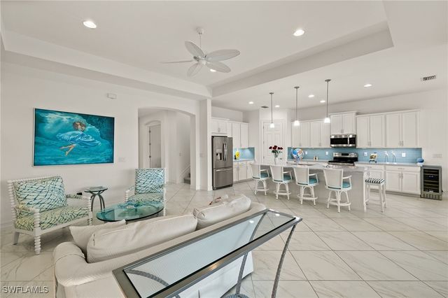 14809 Windward LN, Naples, FL 34114