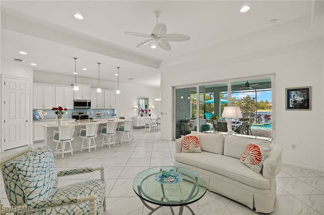 14809 Windward LN, Naples, FL 34114