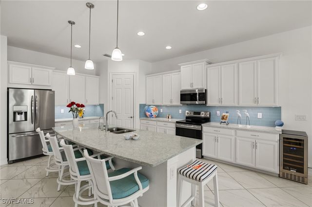 14809 Windward LN, Naples, FL 34114