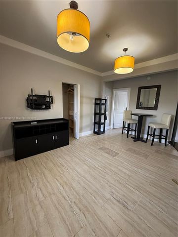 1330 Pennsylvania Ave 313, Miami Beach, FL 33139