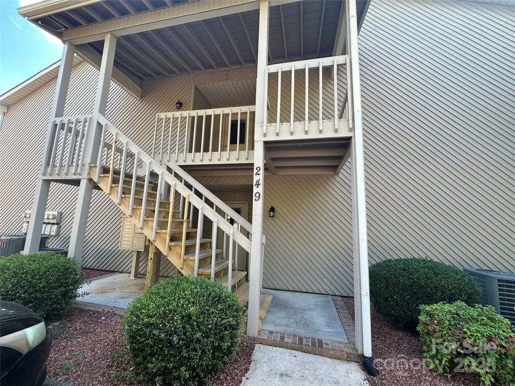 249-3 Country Club Drive NE, Concord, NC 28025