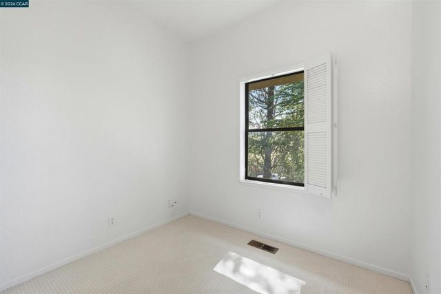 512 Churchill Downs Ct, Walnut Creek, CA 94597