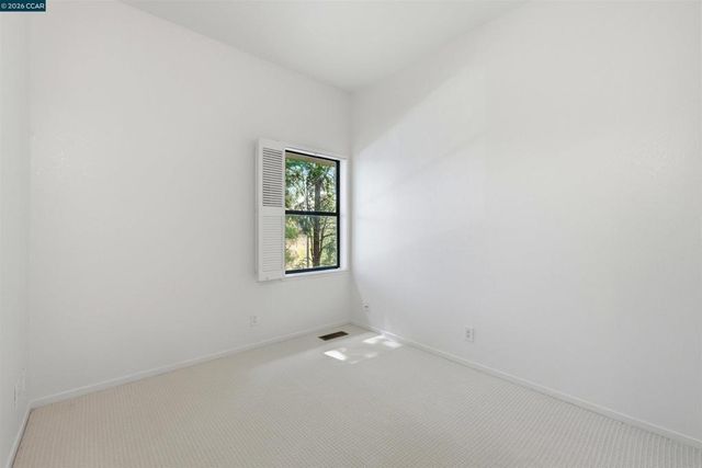 512 Churchill Downs Ct, Walnut Creek, CA 94597