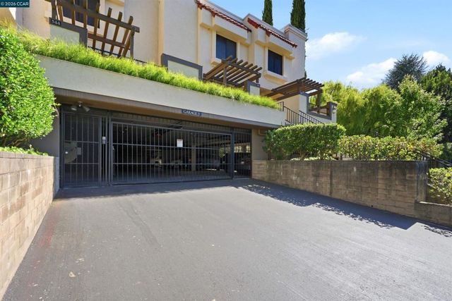 512 Churchill Downs Ct, Walnut Creek, CA 94597