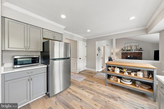 49 DOGWOOD AVE, Glassboro, NJ 08028
