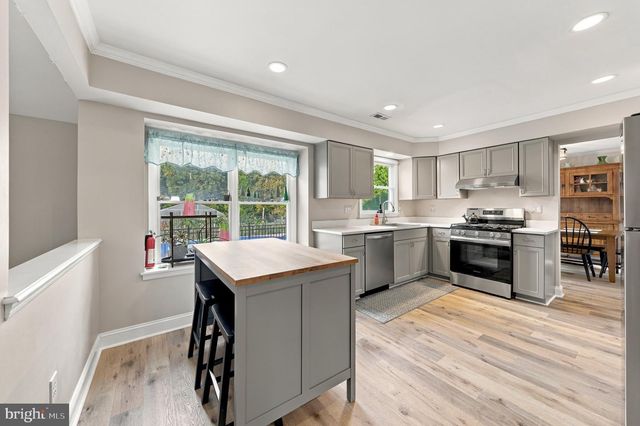 49 DOGWOOD AVE, Glassboro, NJ 08028