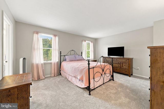 49 DOGWOOD AVE, Glassboro, NJ 08028