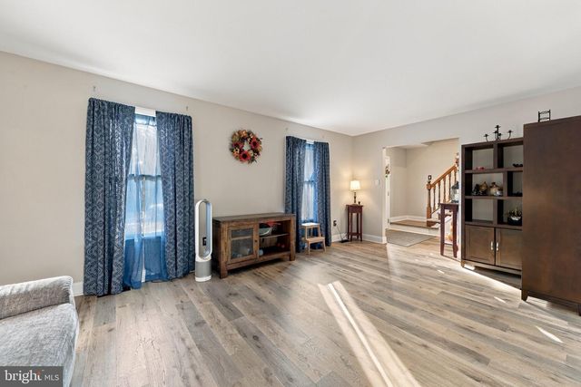 49 DOGWOOD AVE, Glassboro, NJ 08028