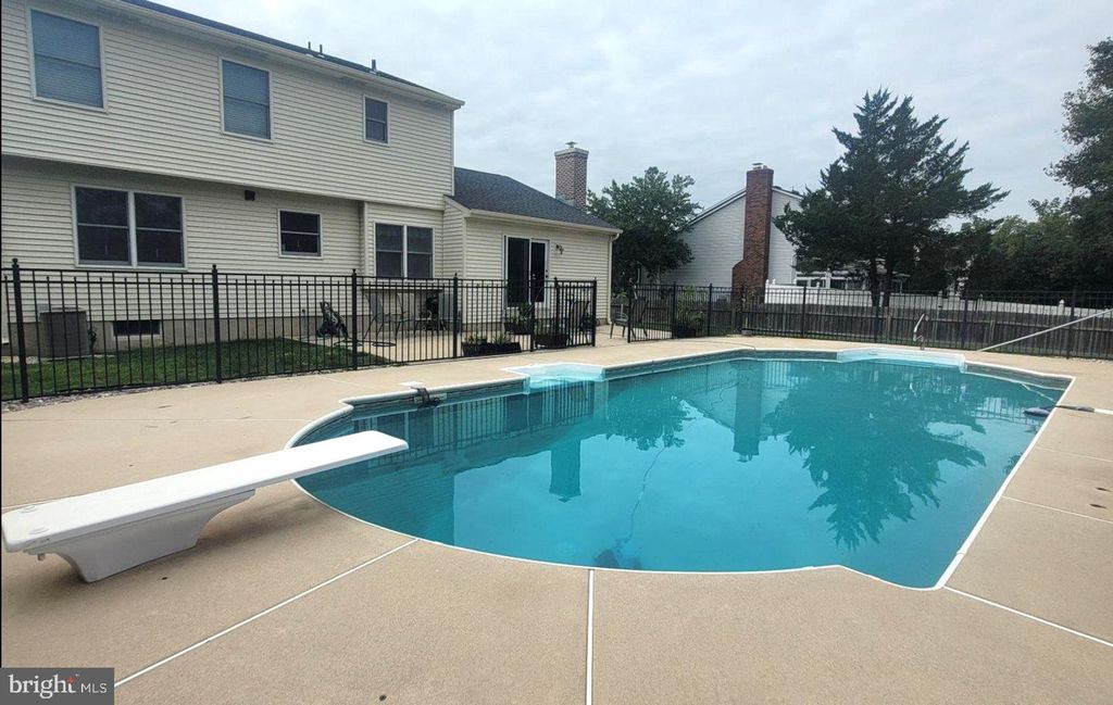 49 DOGWOOD AVE, GLASSBORO, NJ 08028 — photo 2