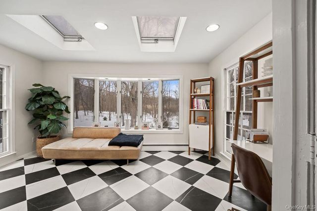 10 Cottage Lane, Suffern, NY 10901