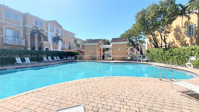 7070 NW 177th St 205-10, Hialeah, FL 33015