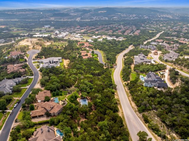 7 Paseo Valencia, San Antonio, TX 78257