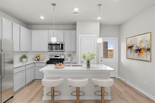 12230 Mead Grove Drive, Texas City, TX 77591