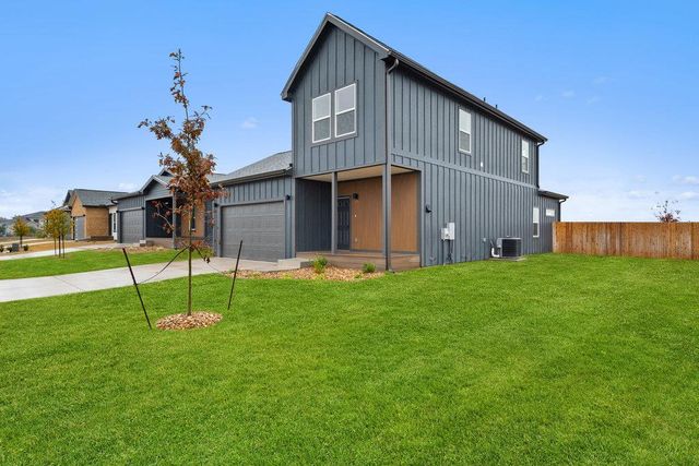 2025 Applewood DR, Lockhart, TX 78644