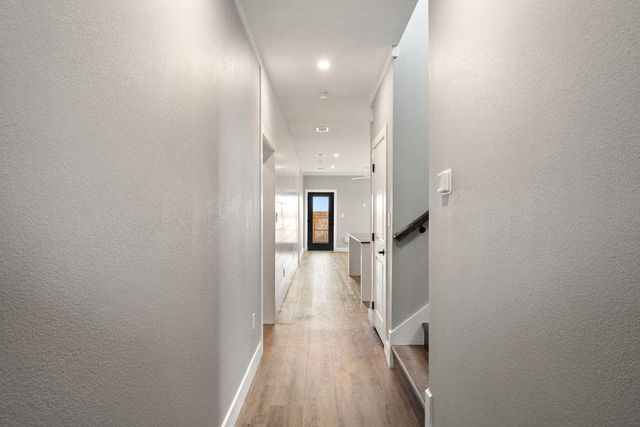 2025 Applewood DR, Lockhart, TX 78644