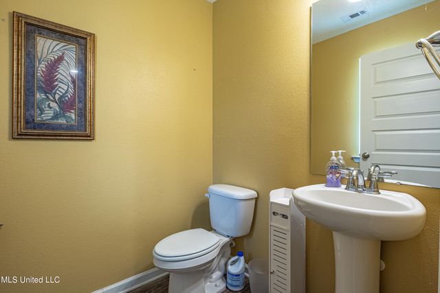 534 W Marigold Drive, Long Beach, MS 39560