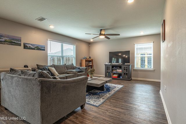 534 W Marigold Drive, Long Beach, MS 39560
