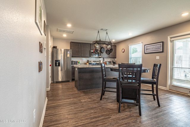 534 W Marigold Drive, Long Beach, MS 39560