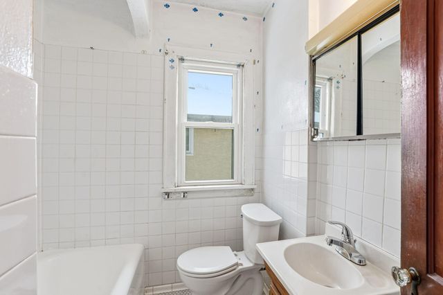 1008 Scheffer Avenue, Saint Paul, MN 55102