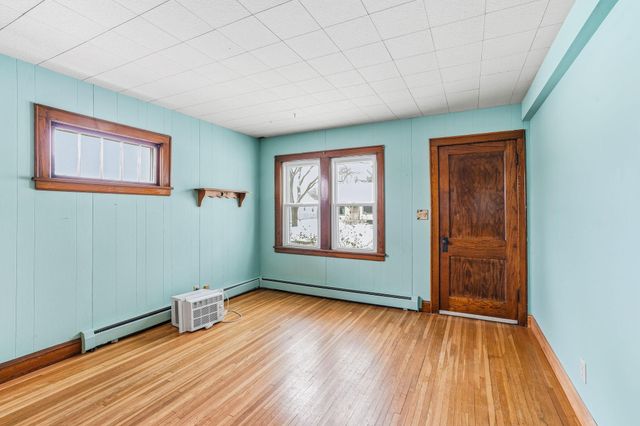 1008 Scheffer Avenue, Saint Paul, MN 55102