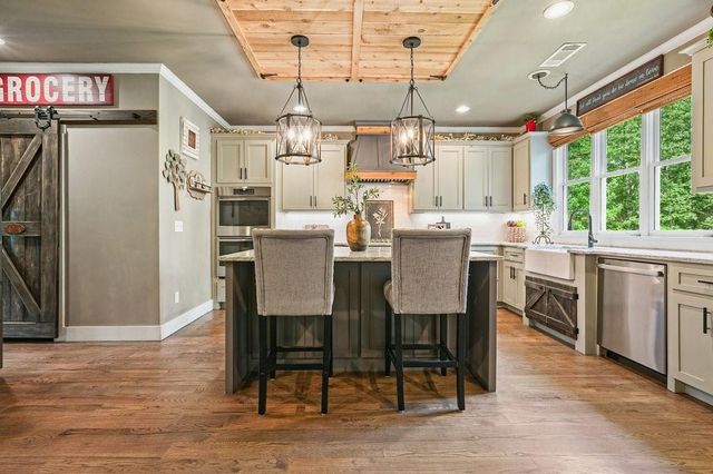 215 Wilshire Terrace, White, GA 30184