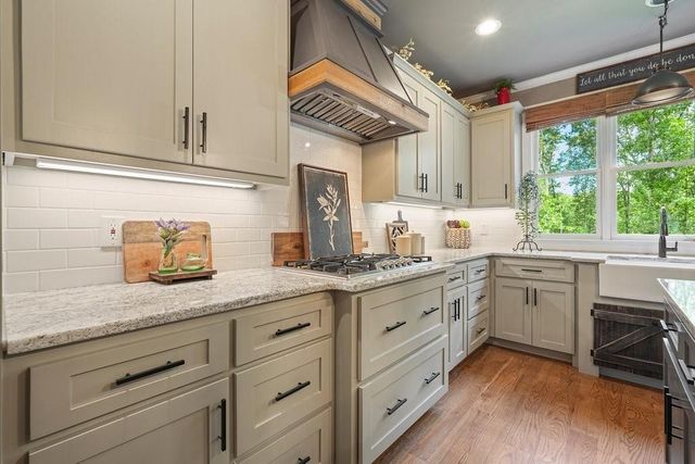 215 Wilshire Terrace, White, GA 30184
